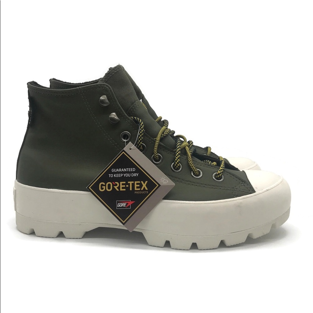 Women’s Converse Ctas Lugged Winter Hi Field Surpl